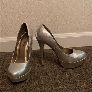 Michael Antonio Stilleto Pump